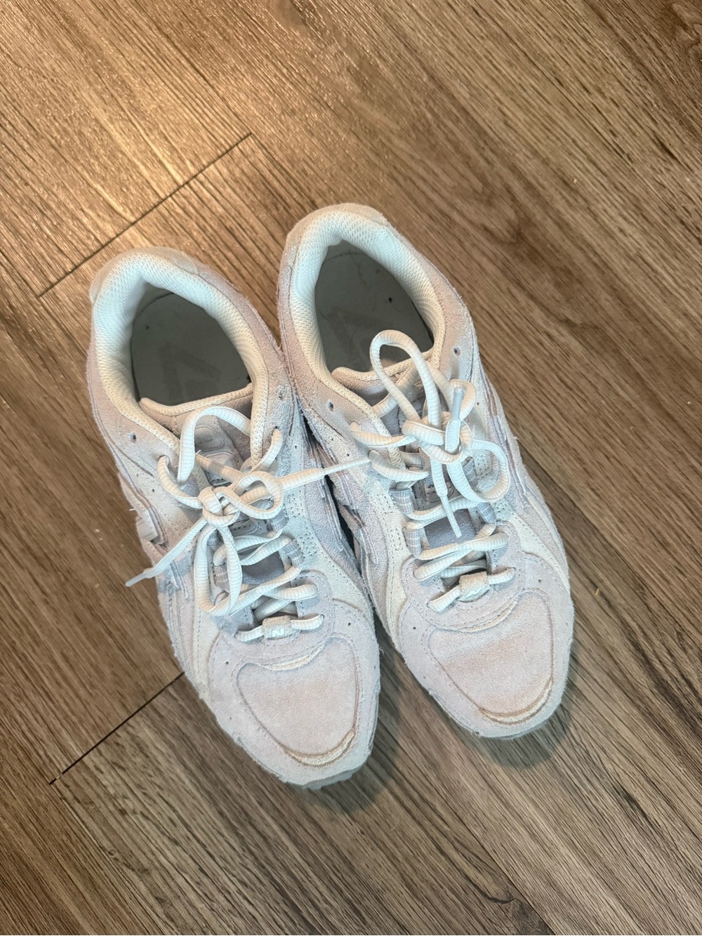 New Balance 204L Unisex